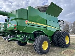 Main image John Deere S780 8