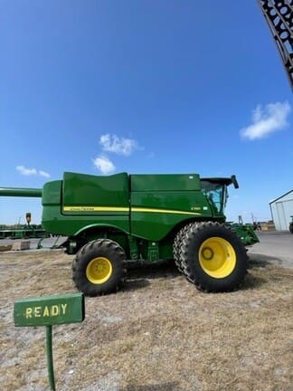 Main image John Deere S780
