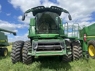 Main image John Deere S780 3