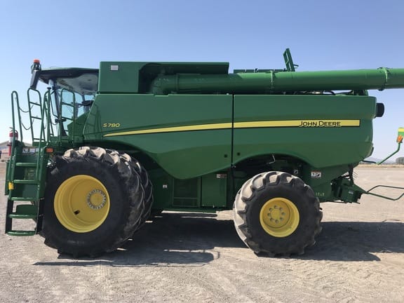 Main image John Deere S780