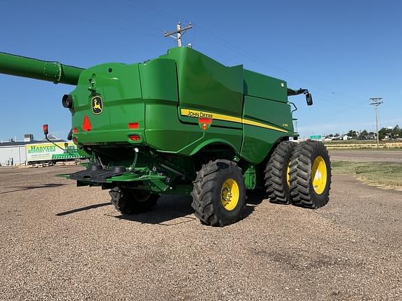 Image of John Deere S780 equipment image 3