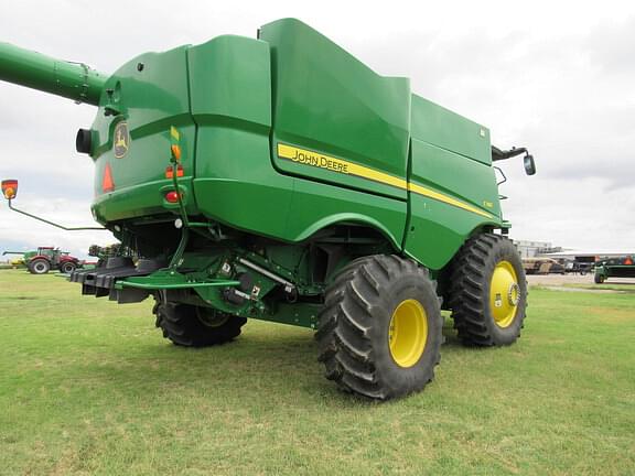 Image of John Deere S780 equipment image 4