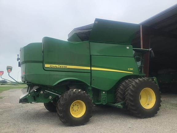 Image of John Deere S780 equipment image 1