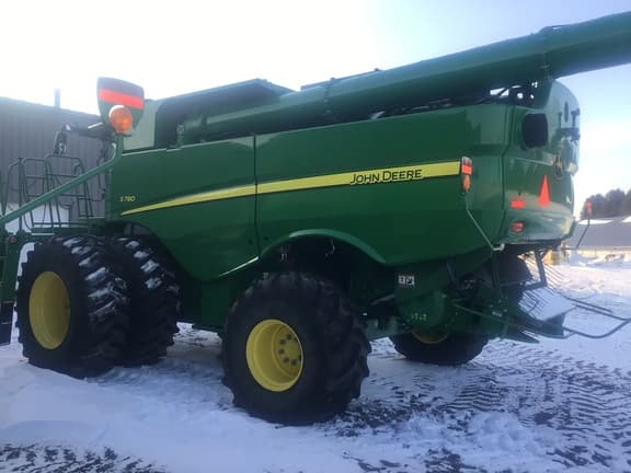 Image of John Deere S780 equipment image 4