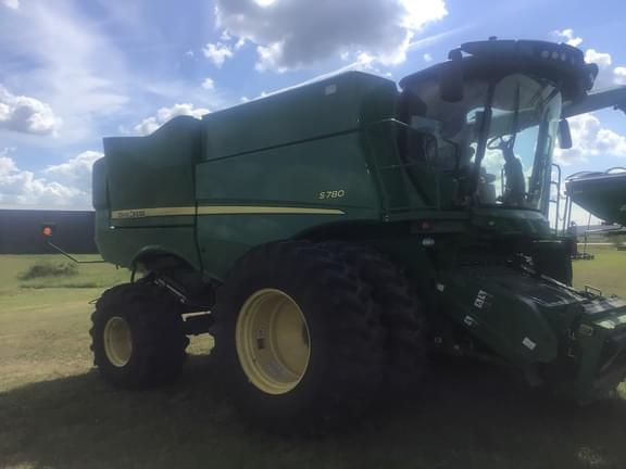 Image of John Deere S780 equipment image 2