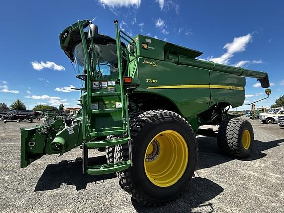 Image of John Deere S780 Primary image