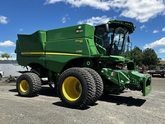2021 John Deere S780 Equipment Image0