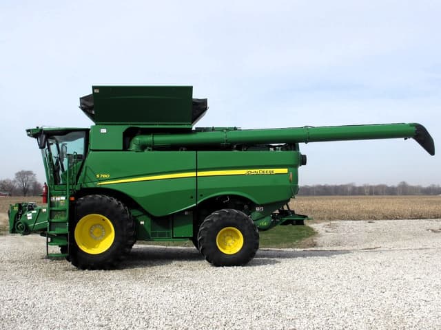 Image of John Deere S780 equipment image 3