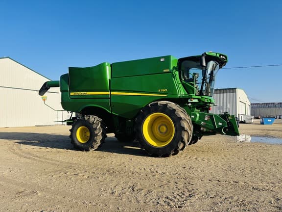 Image of John Deere S780 Primary image