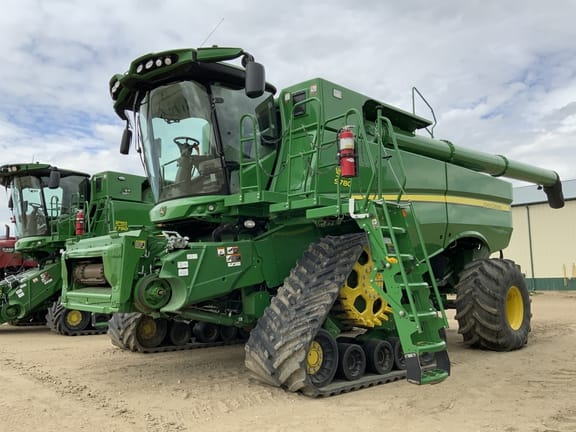 Main image John Deere S780
