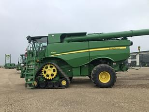 Main image John Deere S780 7