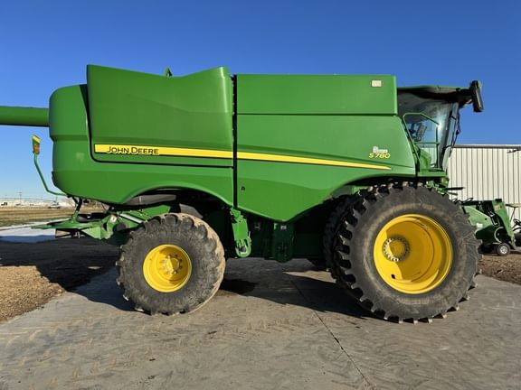 2021 John Deere S780 Equipment Image0