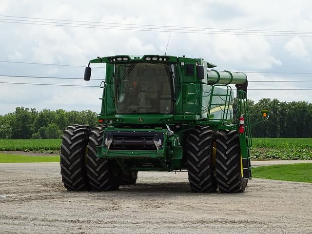 Image of John Deere S780 equipment image 2