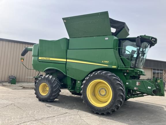 Image of John Deere S780 equipment image 3