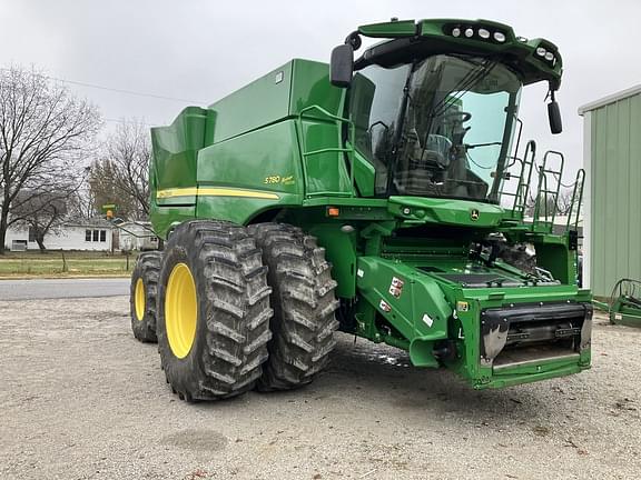 Image of John Deere S780 equipment image 1