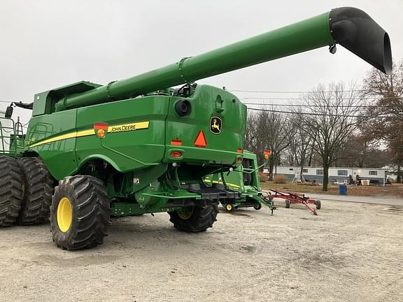 Image of John Deere S780 equipment image 3