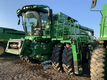 Main image John Deere S780