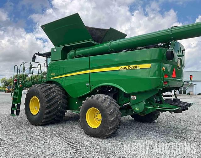Image of John Deere S780 equipment image 3