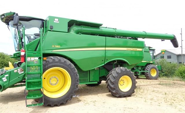 Image of John Deere S780 equipment image 3