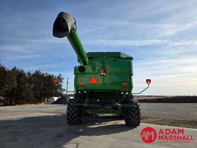 Image of John Deere S780 equipment image 4