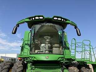 Main image John Deere S780 19