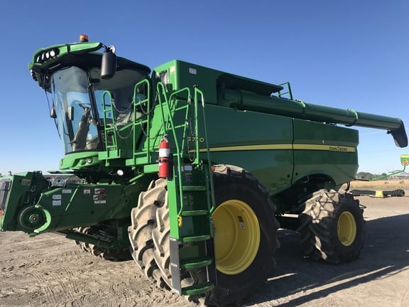 Main image John Deere S780