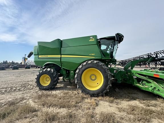 Image of John Deere S780 Primary image