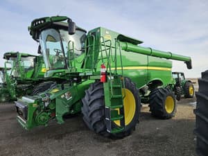 2021 John Deere S780 Image