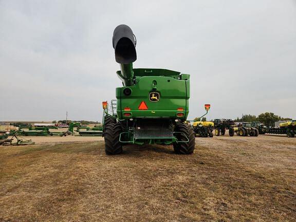 Image of John Deere S780 equipment image 3