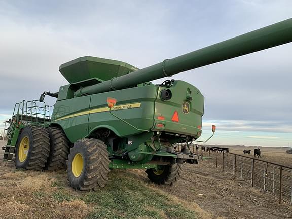 Image of John Deere S780 equipment image 3