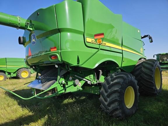 Image of John Deere S780 equipment image 3
