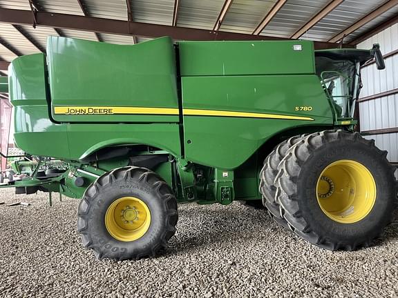 Image of John Deere S780 equipment image 2
