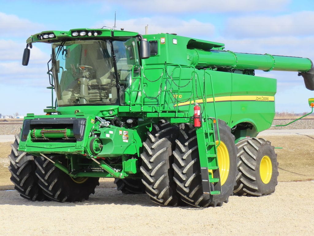 2021 John Deere S780 Equipment Image0
