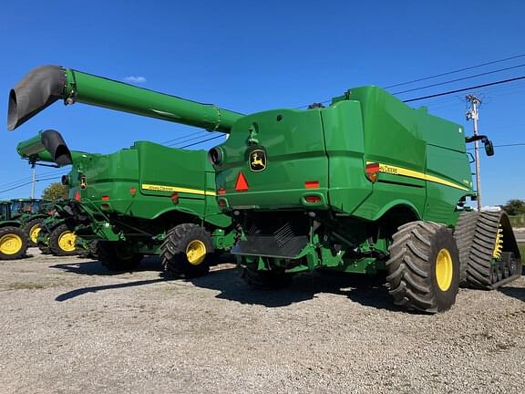 Image of John Deere S780 equipment image 1