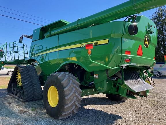 Image of John Deere S780 equipment image 2