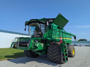 Main image John Deere S780