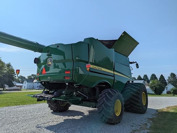 Image of John Deere S780 equipment image 3