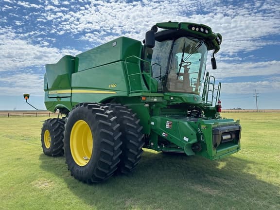 Image of John Deere S780 equipment image 2
