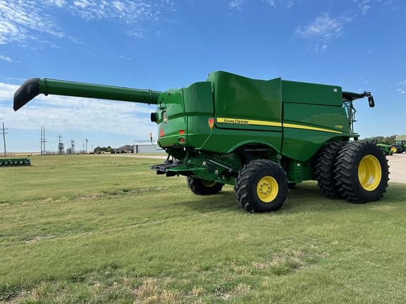 Image of John Deere S780 equipment image 3