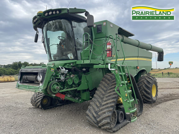 2021 John Deere S780 Equipment Image0