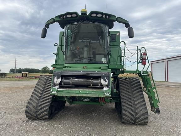 Image of John Deere S780 equipment image 1