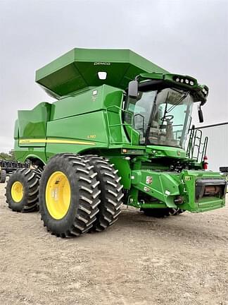 Image of John Deere S780 equipment image 3