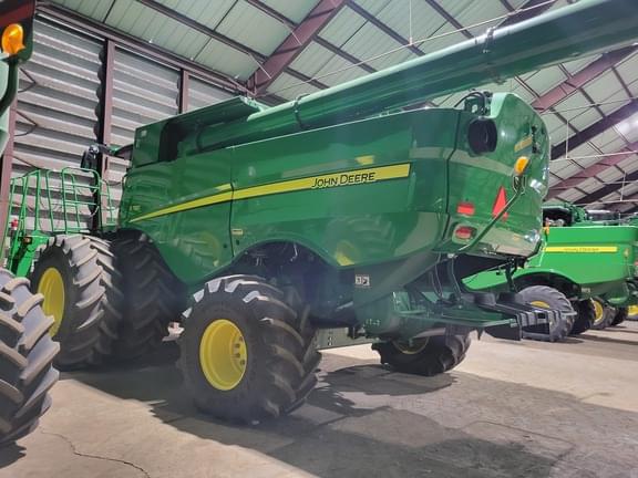 Image of John Deere S780 equipment image 3