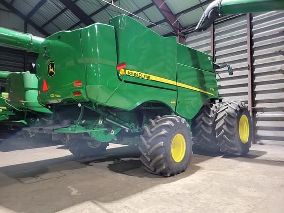 Image of John Deere S780 equipment image 2