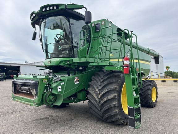 2021 John Deere S780 Equipment Image0