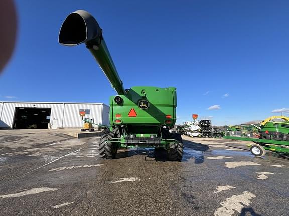 Image of John Deere S780 equipment image 3