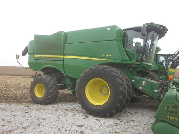 Image of John Deere S780 Primary image
