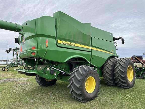 Image of John Deere S780 equipment image 4