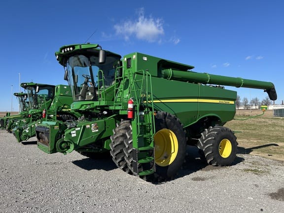 2021 John Deere S780 Equipment Image0