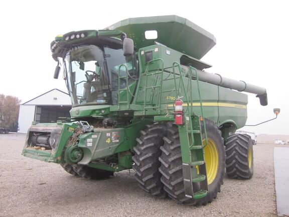 Main image John Deere S780